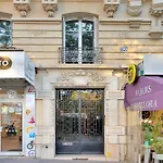 Sophisticated Typically Parisian Flat - Welkeys