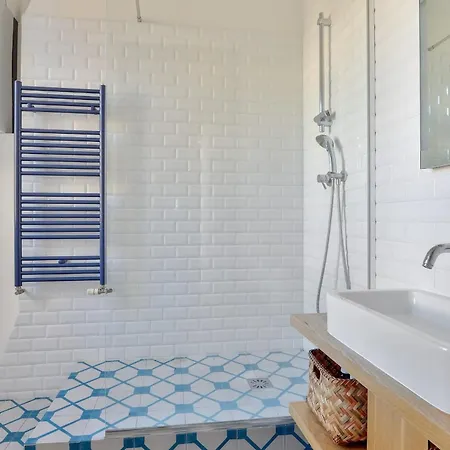 Sophisticated Typically Parisian Flat - Welkeys Appartamento